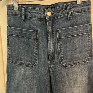 H&M Women's front patch pocket flare wide-leg Jeans size 6